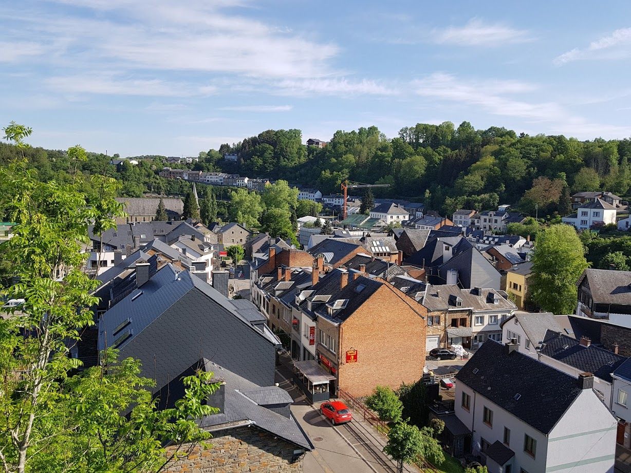https://mdw-travel-data-us-east-1.s3.amazonaws.com/img/country/Belgium/Houffalize/img_02.jpg