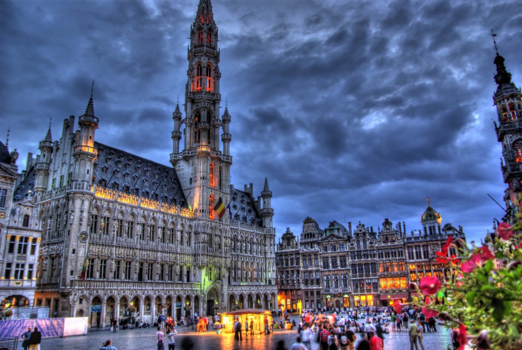 https://mdw-travel-data-us-east-1.s3.amazonaws.com/img/country/Belgium/Kingdom-of-Childhood/img_01.jpg