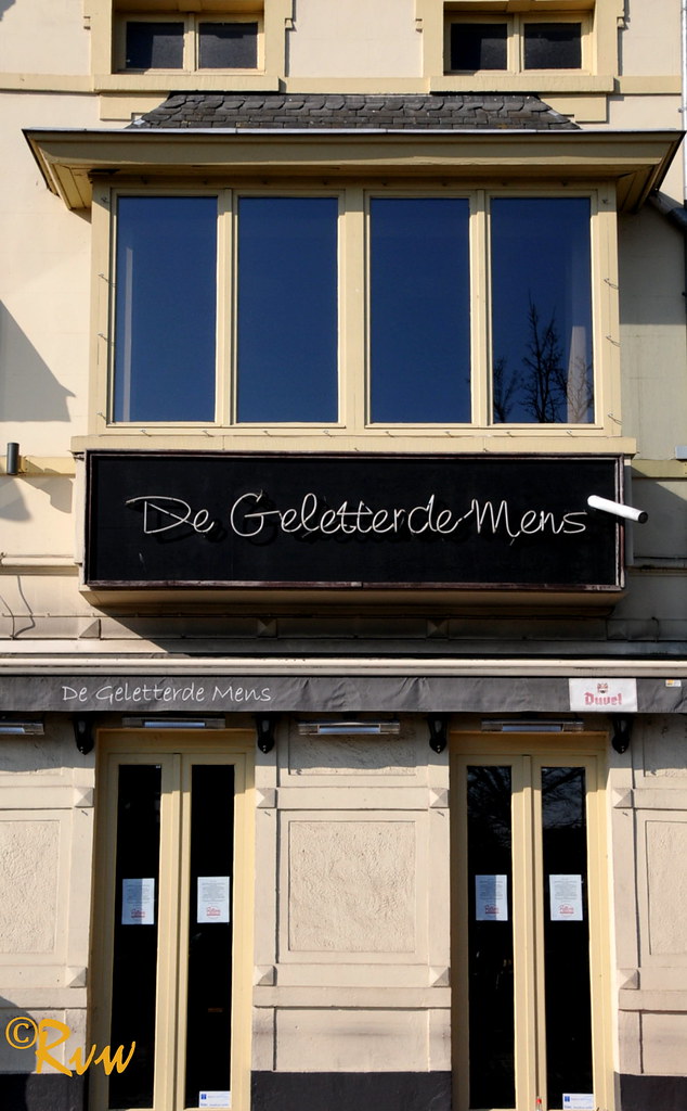 https://mdw-travel-data-us-east-1.s3.amazonaws.com/img/country/Belgium/Kolonel-Dusartplein/img_02.jpg