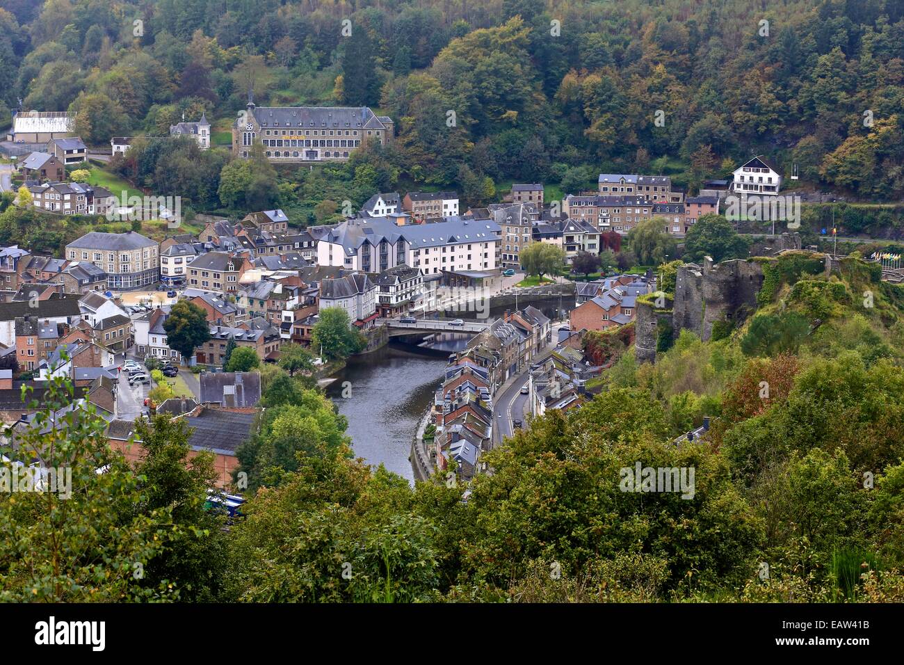 https://mdw-travel-data-us-east-1.s3.amazonaws.com/img/country/Belgium/La-Roche-en-Ardenne/img_04.jpg
