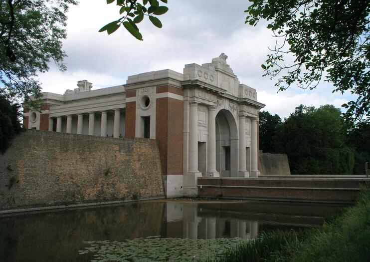 https://mdw-travel-data-us-east-1.s3.amazonaws.com/img/country/Belgium/Menin-Gate-Memorial/img_03.jpg