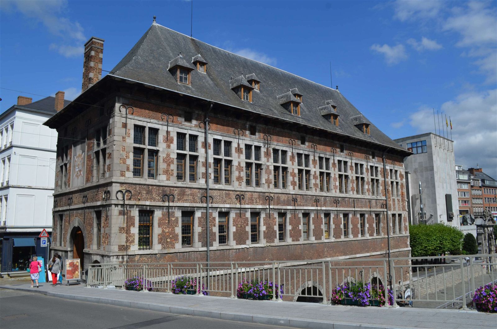 https://mdw-travel-data-us-east-1.s3.amazonaws.com/img/country/Belgium/Museum-of-Ancient-Namur/img_03.jpg