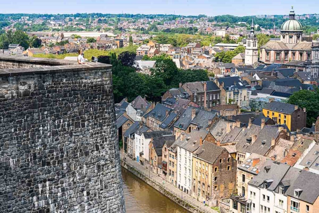 https://mdw-travel-data-us-east-1.s3.amazonaws.com/img/country/Belgium/Namur-International-Tourism/img_03.jpg