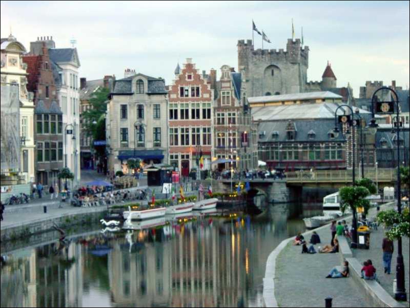 https://mdw-travel-data-us-east-1.s3.amazonaws.com/img/country/Belgium/Ostend-City-Museum/img_01.jpg