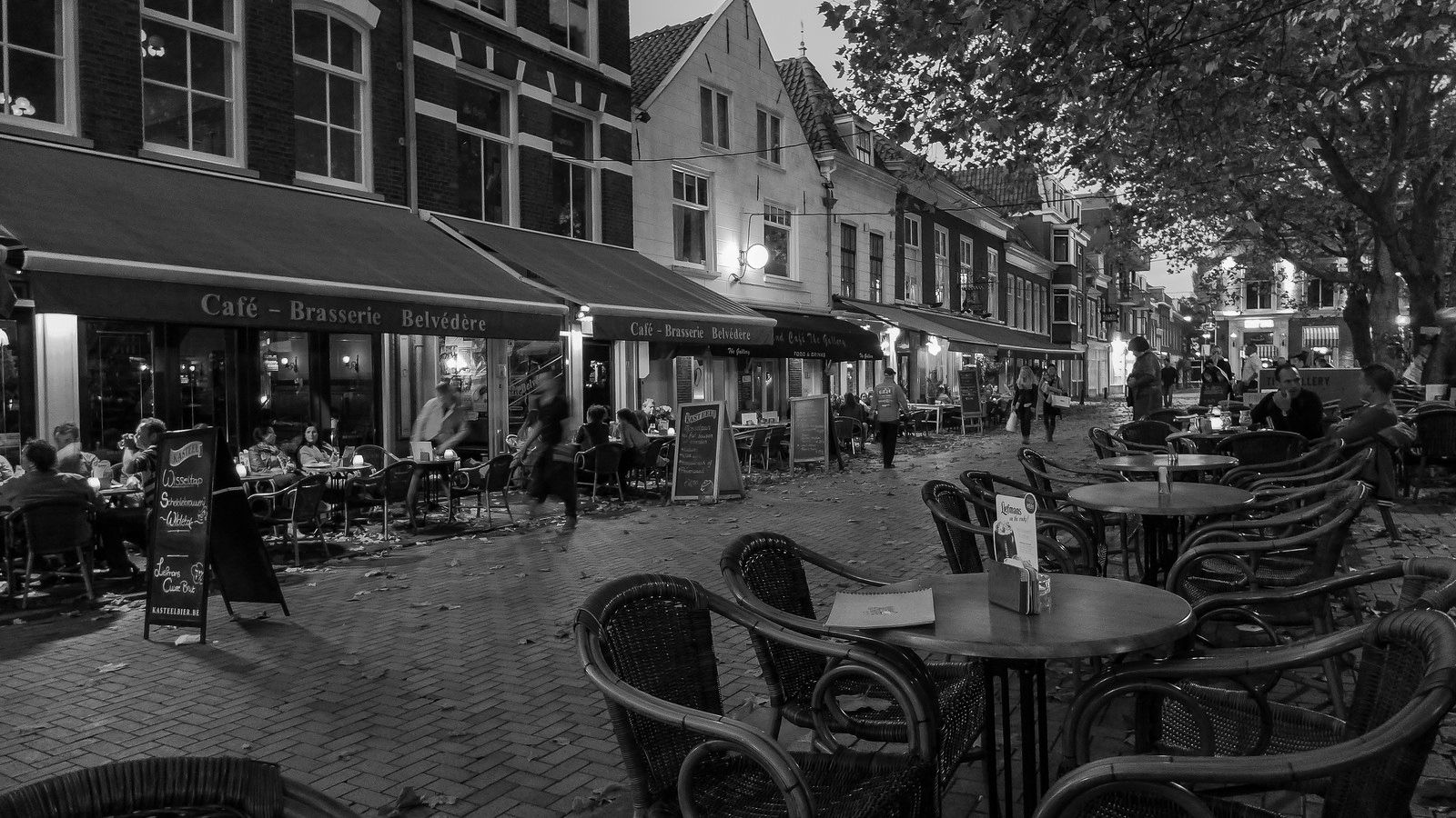 https://mdw-travel-data-us-east-1.s3.amazonaws.com/img/country/Belgium/Oude-Beestenmarkt/img_03.jpg