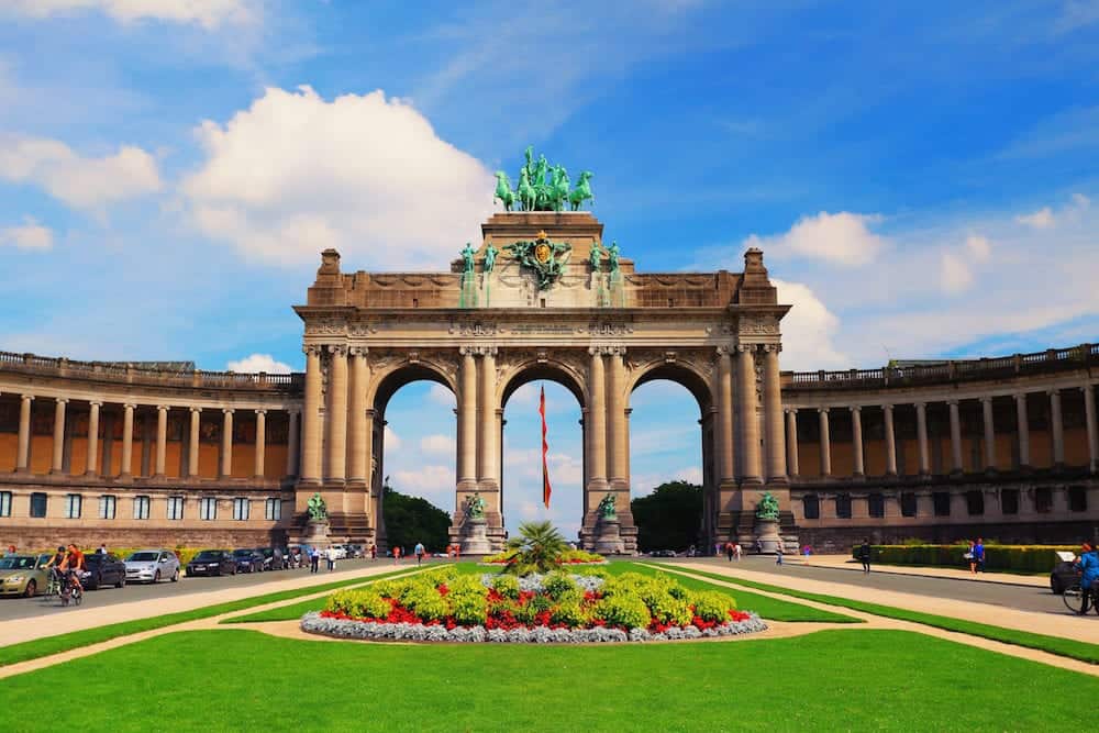 https://mdw-travel-data-us-east-1.s3.amazonaws.com/img/country/Belgium/Parc-du-Cinquantenaire/img_01.jpg
