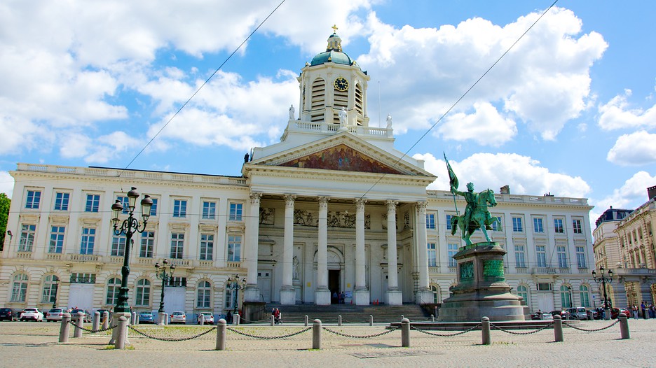 https://mdw-travel-data-us-east-1.s3.amazonaws.com/img/country/Belgium/Place-Royale/img_01.jpg