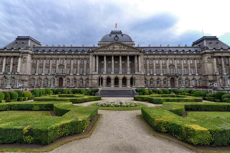 https://mdw-travel-data-us-east-1.s3.amazonaws.com/img/country/Belgium/Royal-Palace-of-Brussels/img_01.jpg