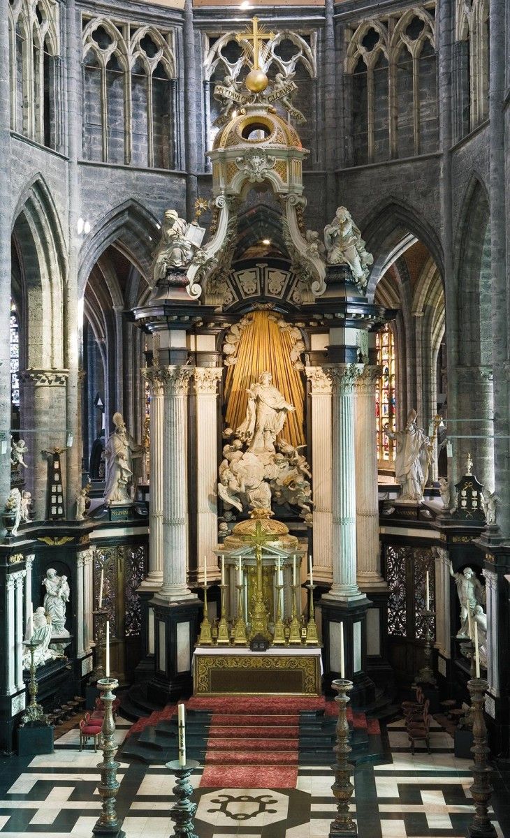 https://mdw-travel-data-us-east-1.s3.amazonaws.com/img/country/Belgium/Saint-Bavos-Cathedral/img_01.jpg