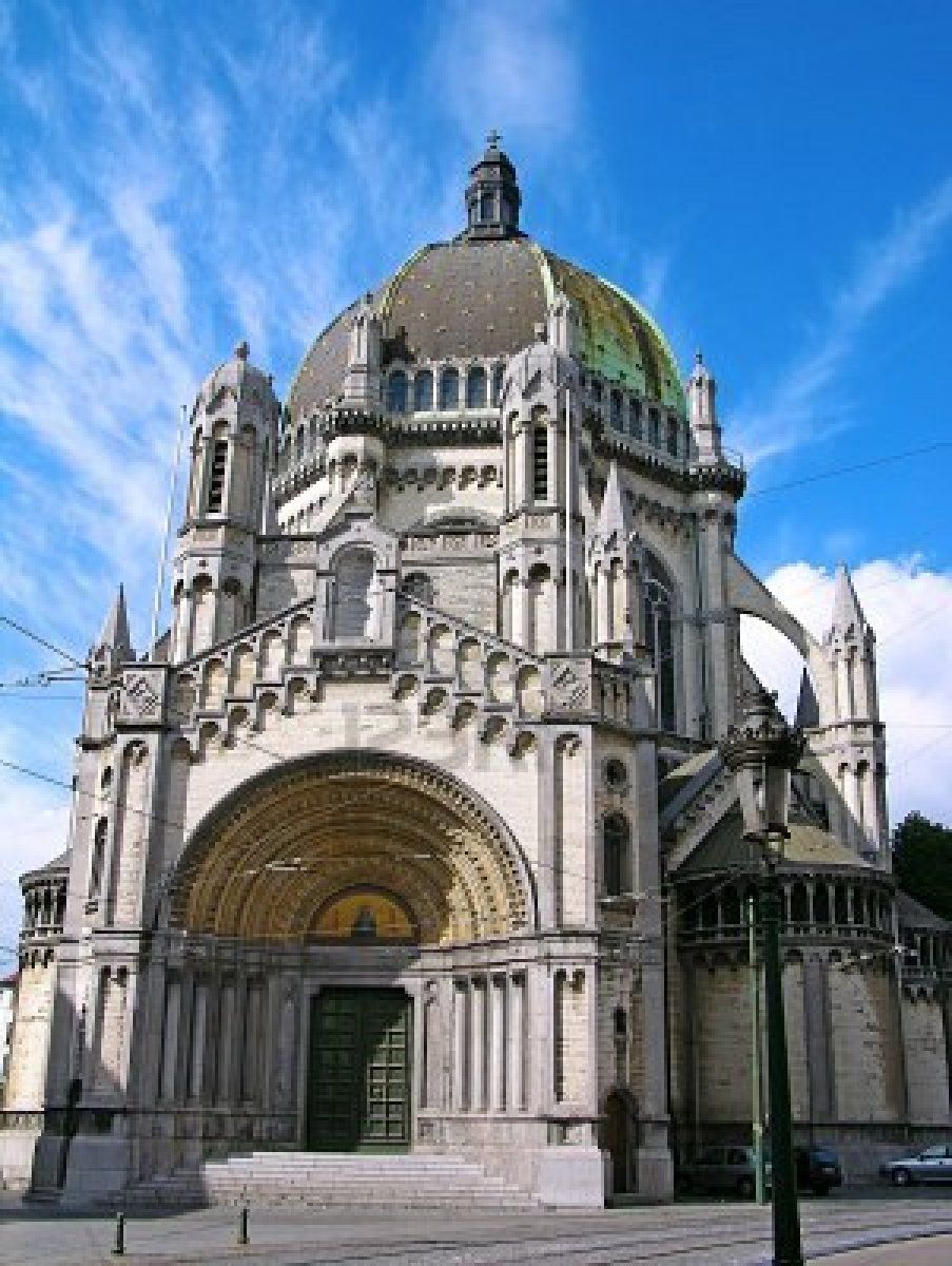 https://mdw-travel-data-us-east-1.s3.amazonaws.com/img/country/Belgium/Saint-Georges-Memorial-Church/img_01.jpg