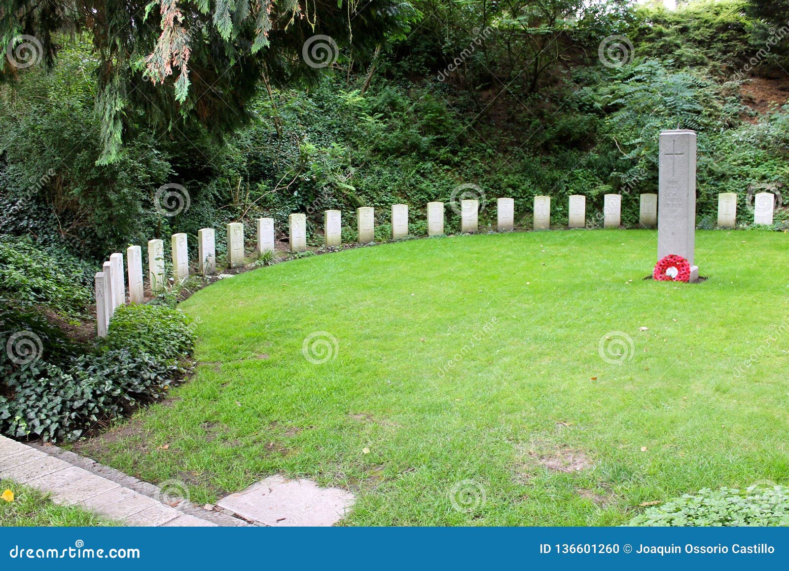 https://mdw-travel-data-us-east-1.s3.amazonaws.com/img/country/Belgium/Saint-Symphorien-Military-Cemetery/img_01.jpg