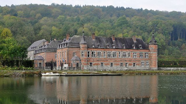 https://mdw-travel-data-us-east-1.s3.amazonaws.com/img/country/Belgium/The-Castle-of-Freyr/img_00.jpg