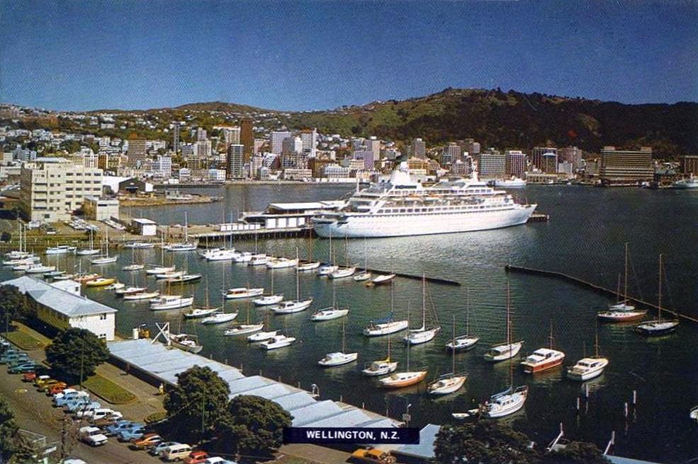 https://mdw-travel-data-us-east-1.s3.amazonaws.com/img/country/Belgium/The-Ship-Wellington/img_03.jpg