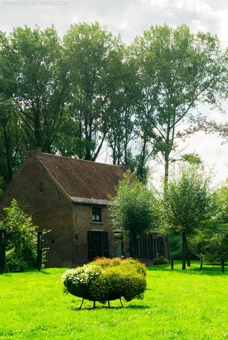 https://mdw-travel-data-us-east-1.s3.amazonaws.com/img/country/Belgium/The-Van-Gogh-House/img_00.jpg
