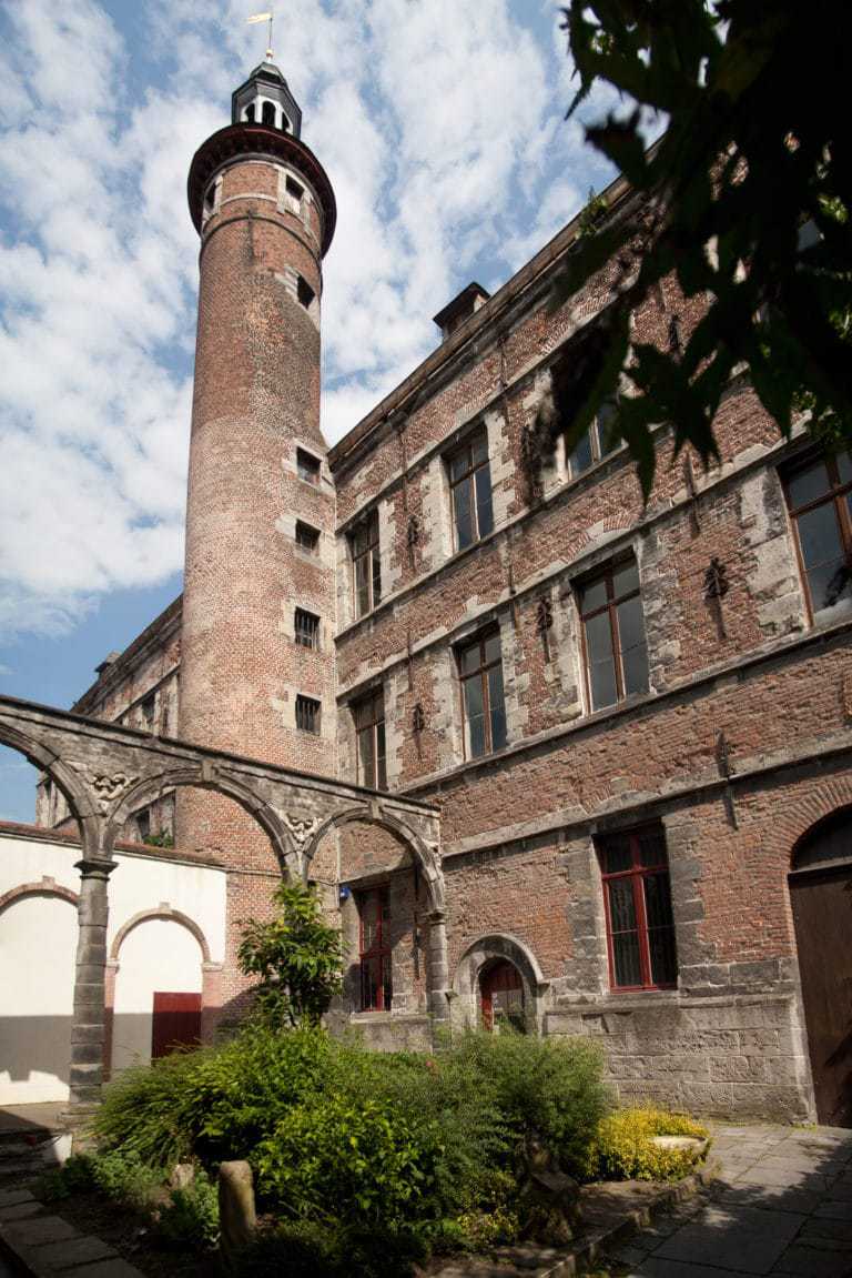 https://mdw-travel-data-us-east-1.s3.amazonaws.com/img/country/Belgium/Tournai-Maison-Taittinger/img_02.jpg