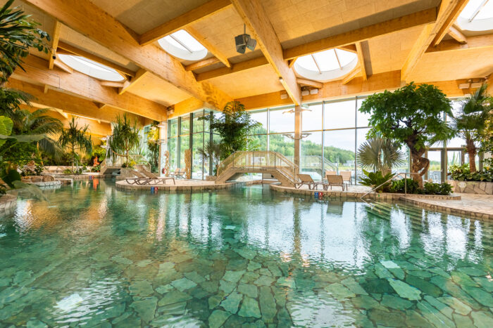 https://mdw-travel-data-us-east-1.s3.amazonaws.com/img/country/Belgium/Waterski-Center-Terhills/img_03.jpg