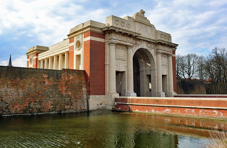 https://mdw-travel-data-us-east-1.s3.amazonaws.com/img/country/Belgium/Ypres-Salient/img_02.jpg