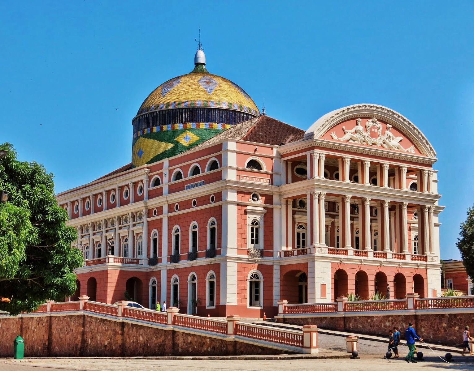 https://mdw-travel-data-us-east-1.s3.amazonaws.com/img/country/Brazil/Amazon-Theatre/img_00.jpg
