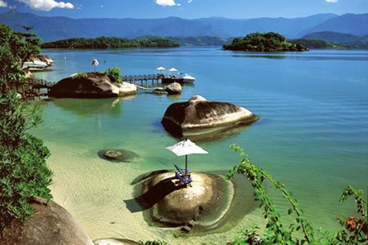 https://mdw-travel-data-us-east-1.s3.amazonaws.com/img/country/Brazil/Angra-dos-Reis/img_05.jpg