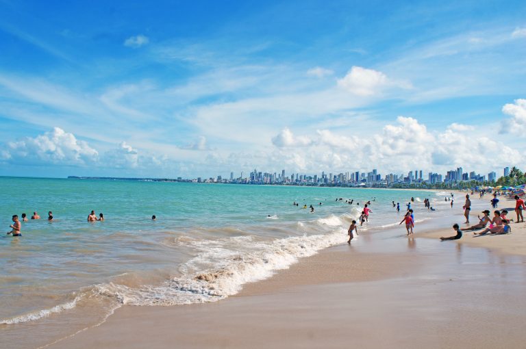 https://mdw-travel-data-us-east-1.s3.amazonaws.com/img/country/Brazil/Bessa-Beach/img_03.jpg