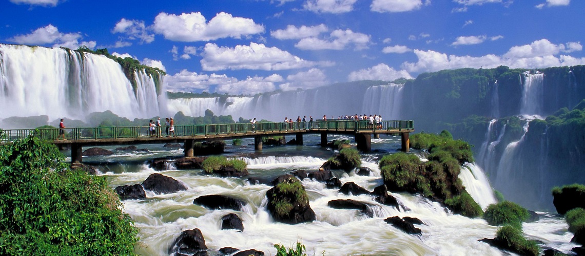 https://mdw-travel-data-us-east-1.s3.amazonaws.com/img/country/Brazil/Cachoeira-Grande/img_02.jpg