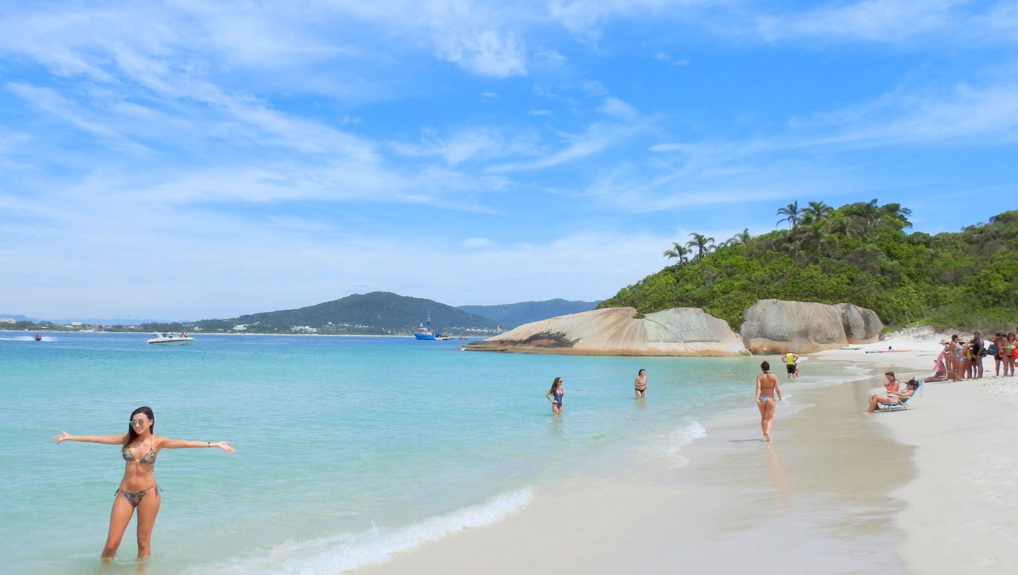 https://mdw-travel-data-us-east-1.s3.amazonaws.com/img/country/Brazil/Campeche-Island/img_01.jpg