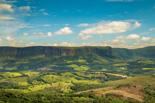 https://mdw-travel-data-us-east-1.s3.amazonaws.com/img/country/Brazil/Canastra-National-Park/img_01.jpg