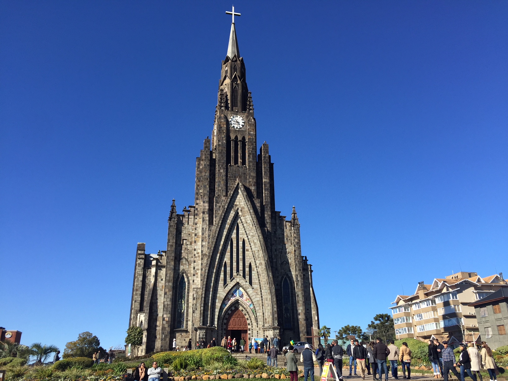 https://mdw-travel-data-us-east-1.s3.amazonaws.com/img/country/Brazil/Canela-Cathedral/img_02.jpg
