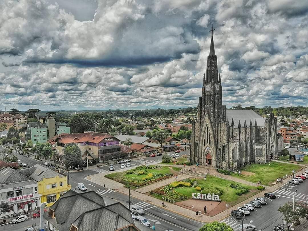 https://mdw-travel-data-us-east-1.s3.amazonaws.com/img/country/Brazil/Canela/img_01.jpg