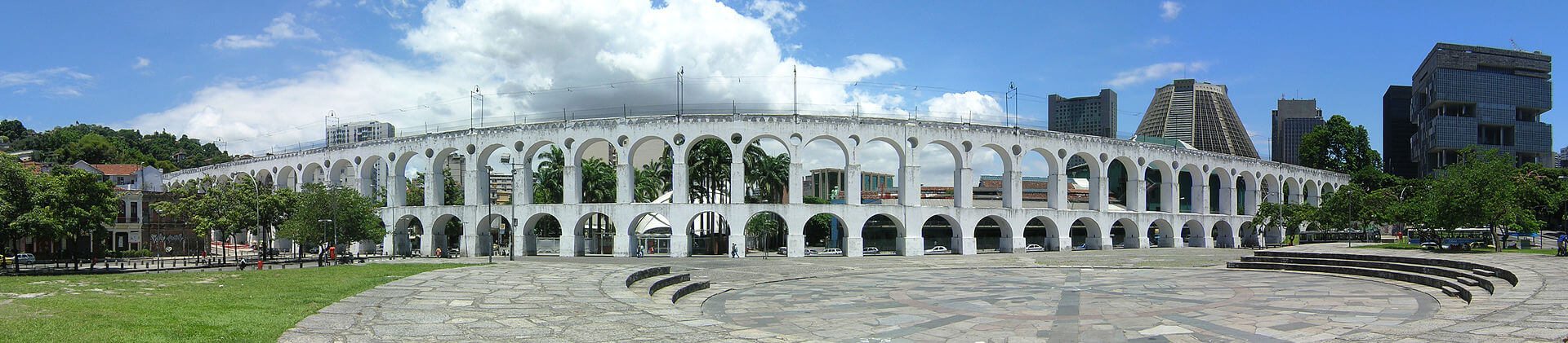 https://mdw-travel-data-us-east-1.s3.amazonaws.com/img/country/Brazil/Carioca-Aqueduct/img_03.jpg
