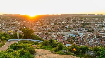https://mdw-travel-data-us-east-1.s3.amazonaws.com/img/country/Brazil/Caruaru/img_01.jpg