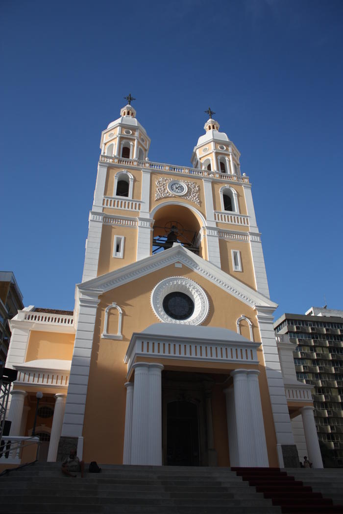 https://mdw-travel-data-us-east-1.s3.amazonaws.com/img/country/Brazil/Catedral-Metropolitana/img_01.jpg