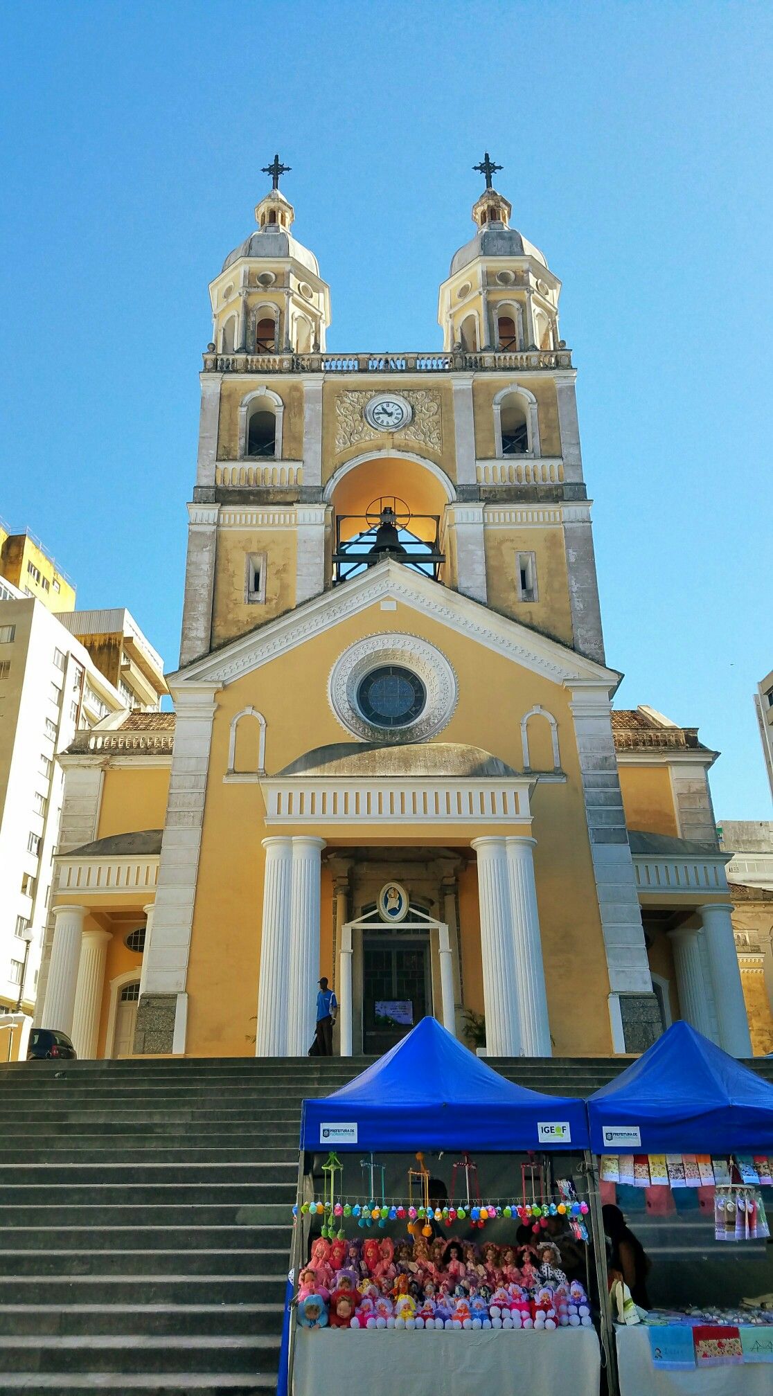 https://mdw-travel-data-us-east-1.s3.amazonaws.com/img/country/Brazil/Cathedral-of-Florianopolis/img_02.jpg