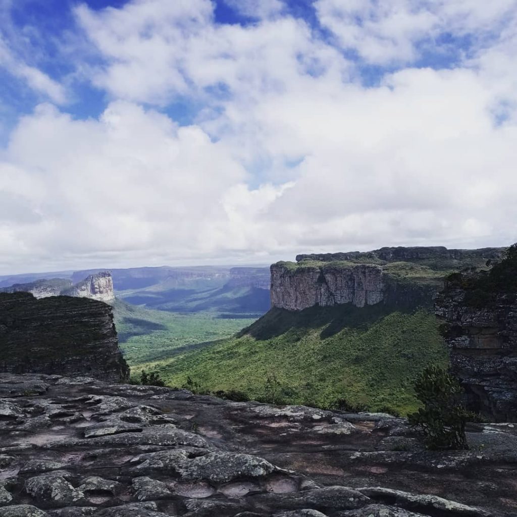 https://mdw-travel-data-us-east-1.s3.amazonaws.com/img/country/Brazil/Chapada-Diamantina-National-Park/img_02.jpg