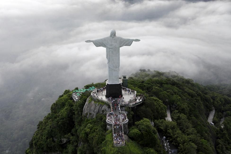 https://mdw-travel-data-us-east-1.s3.amazonaws.com/img/country/Brazil/Christ-the-Redeemer/img_01.jpg