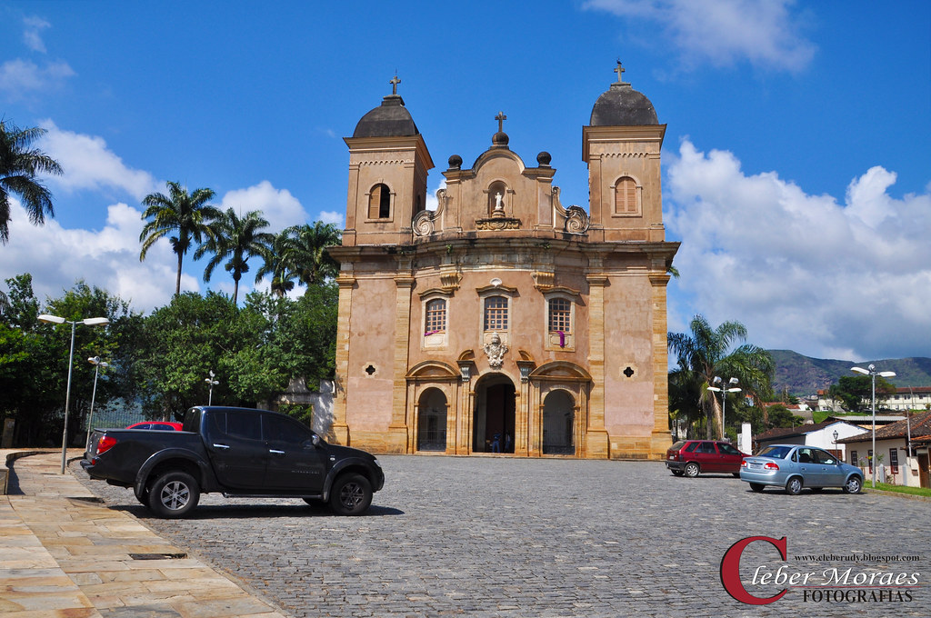 https://mdw-travel-data-us-east-1.s3.amazonaws.com/img/country/Brazil/Churches-of-Mariana/img_02.jpg