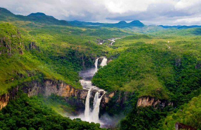 https://mdw-travel-data-us-east-1.s3.amazonaws.com/img/country/Brazil/Cidade-de-Goias/img_02.jpg