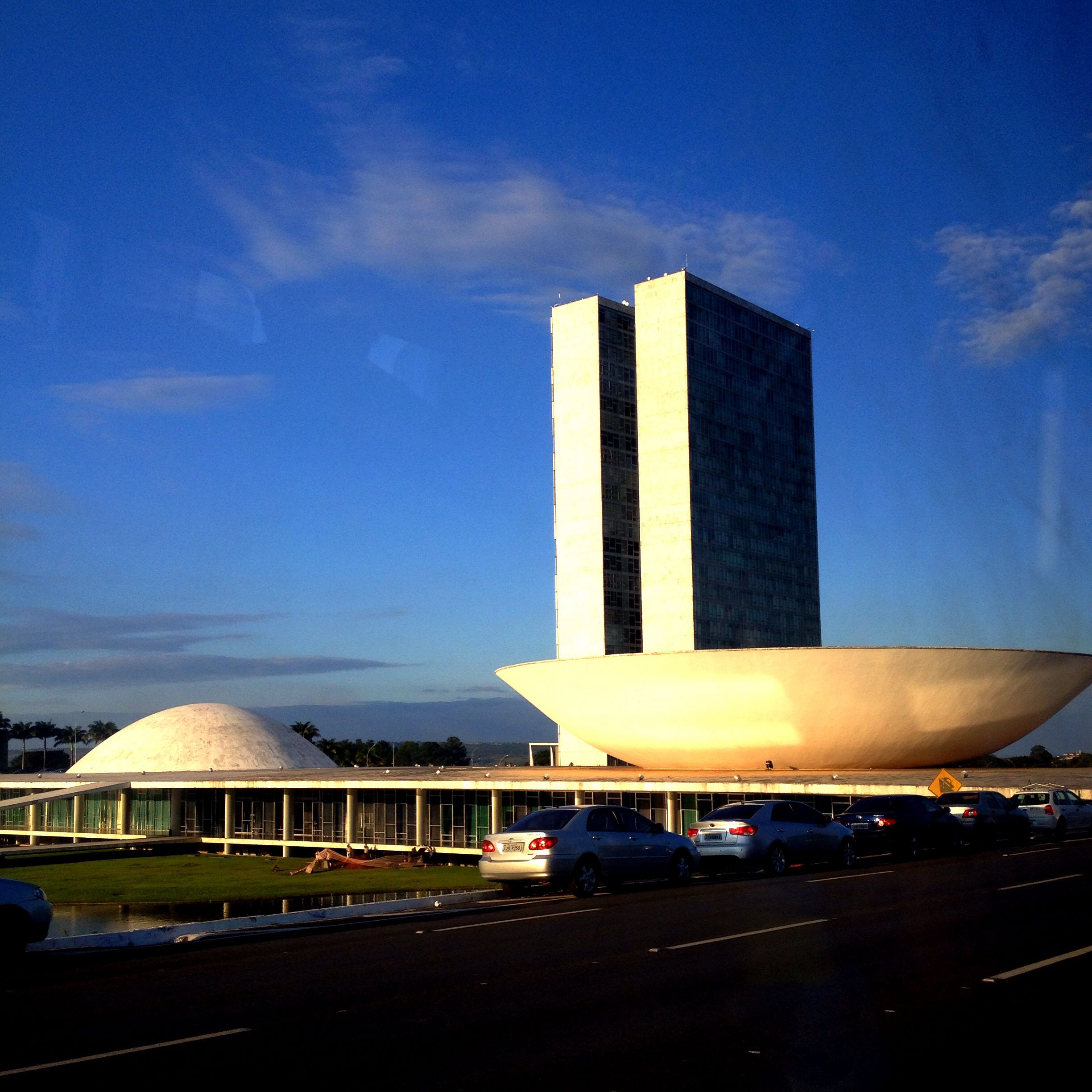 https://mdw-travel-data-us-east-1.s3.amazonaws.com/img/country/Brazil/Congresso-Nacional/img_01.jpg