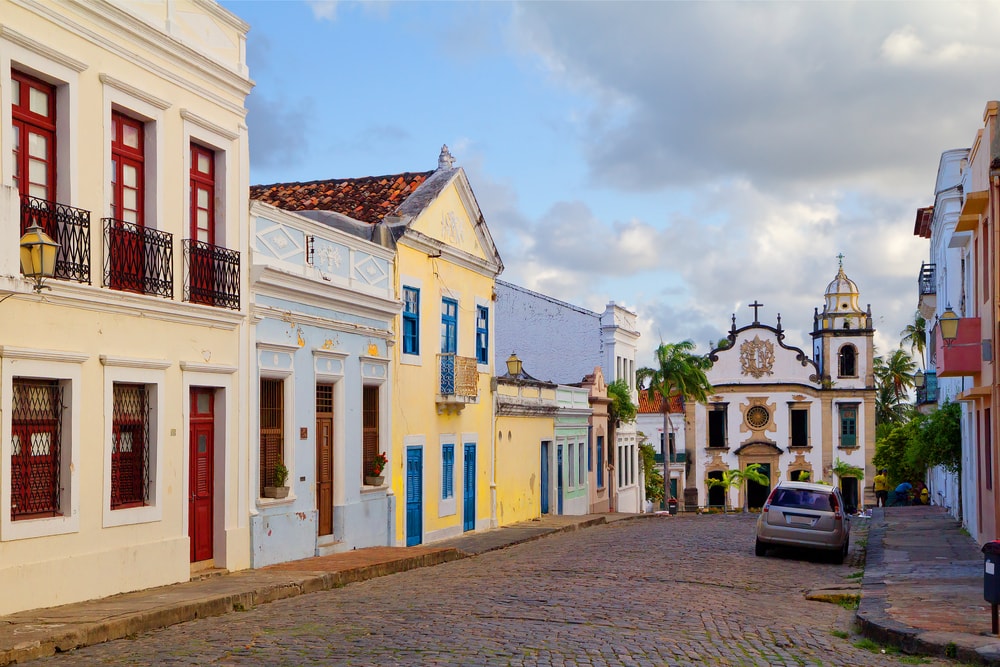 https://mdw-travel-data-us-east-1.s3.amazonaws.com/img/country/Brazil/Corpo-de-Olinda/img_00.jpg