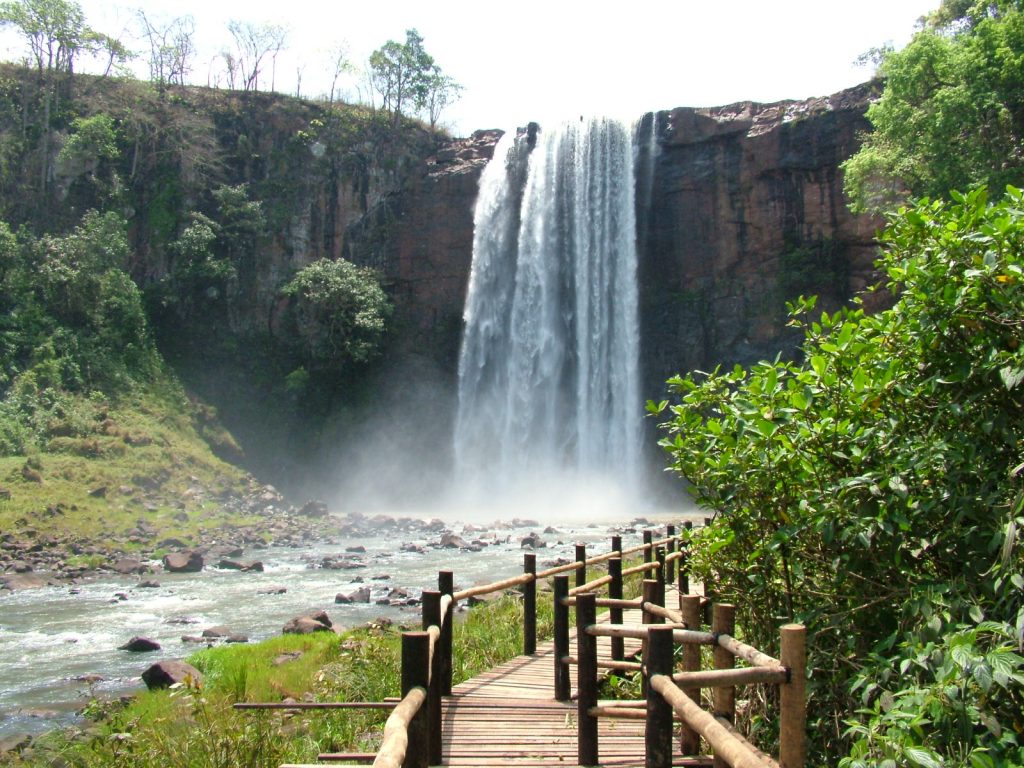 https://mdw-travel-data-us-east-1.s3.amazonaws.com/img/country/Brazil/Corumba-de-Goias/img_04.jpg