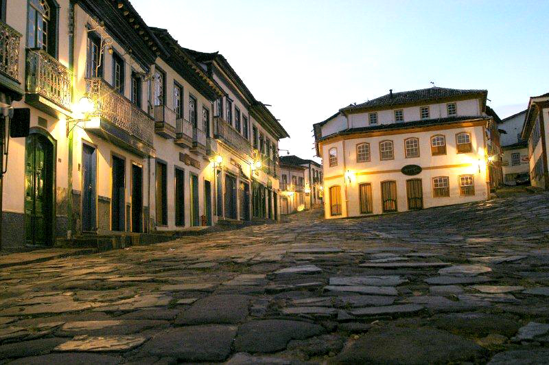https://mdw-travel-data-us-east-1.s3.amazonaws.com/img/country/Brazil/Diamonds-of-Diamantina/img_03.jpg