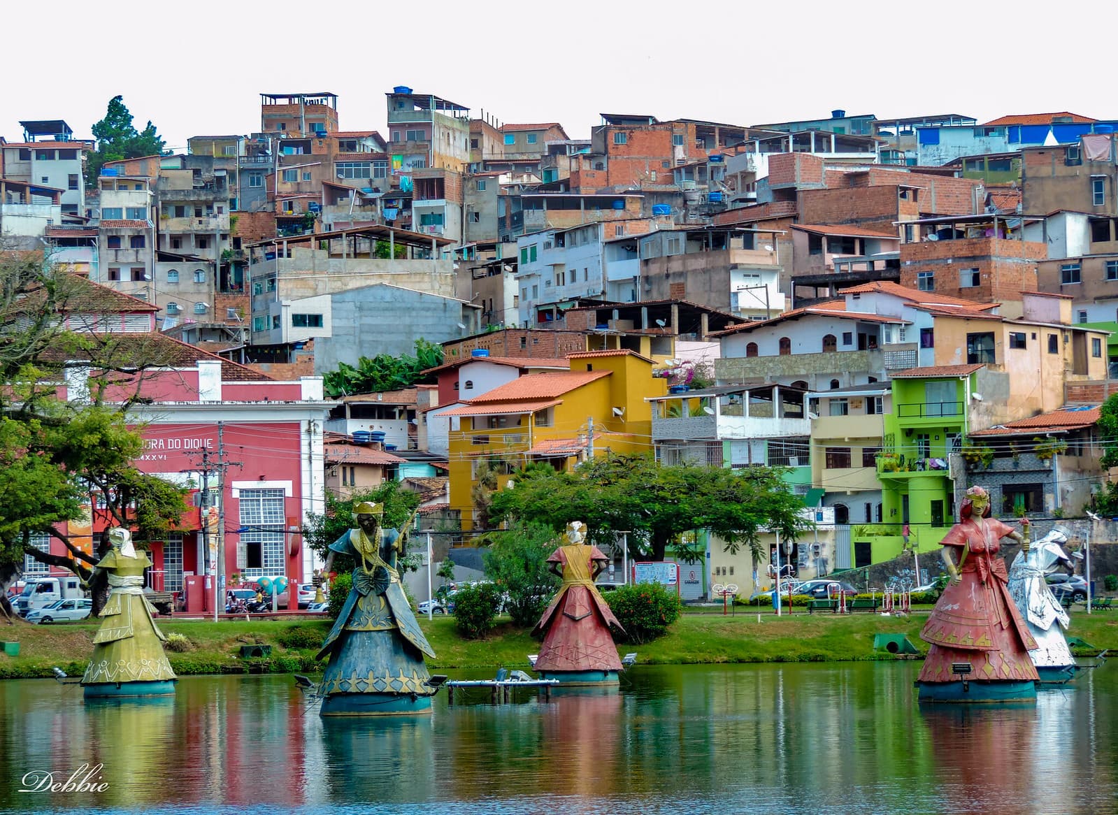 https://mdw-travel-data-us-east-1.s3.amazonaws.com/img/country/Brazil/Dique-do-Tororo/img_00.jpg