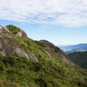 https://mdw-travel-data-us-east-1.s3.amazonaws.com/img/country/Brazil/Eco-tourism-in-Monte-Verde/img_02.jpg