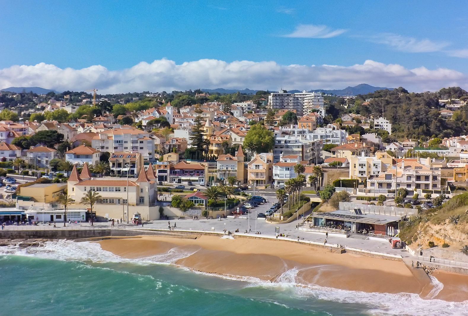 https://mdw-travel-data-us-east-1.s3.amazonaws.com/img/country/Brazil/Estoril-Beach/img_01.jpg