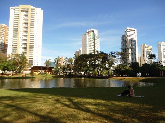 https://mdw-travel-data-us-east-1.s3.amazonaws.com/img/country/Brazil/Flamboyant-Park/img_02.jpg