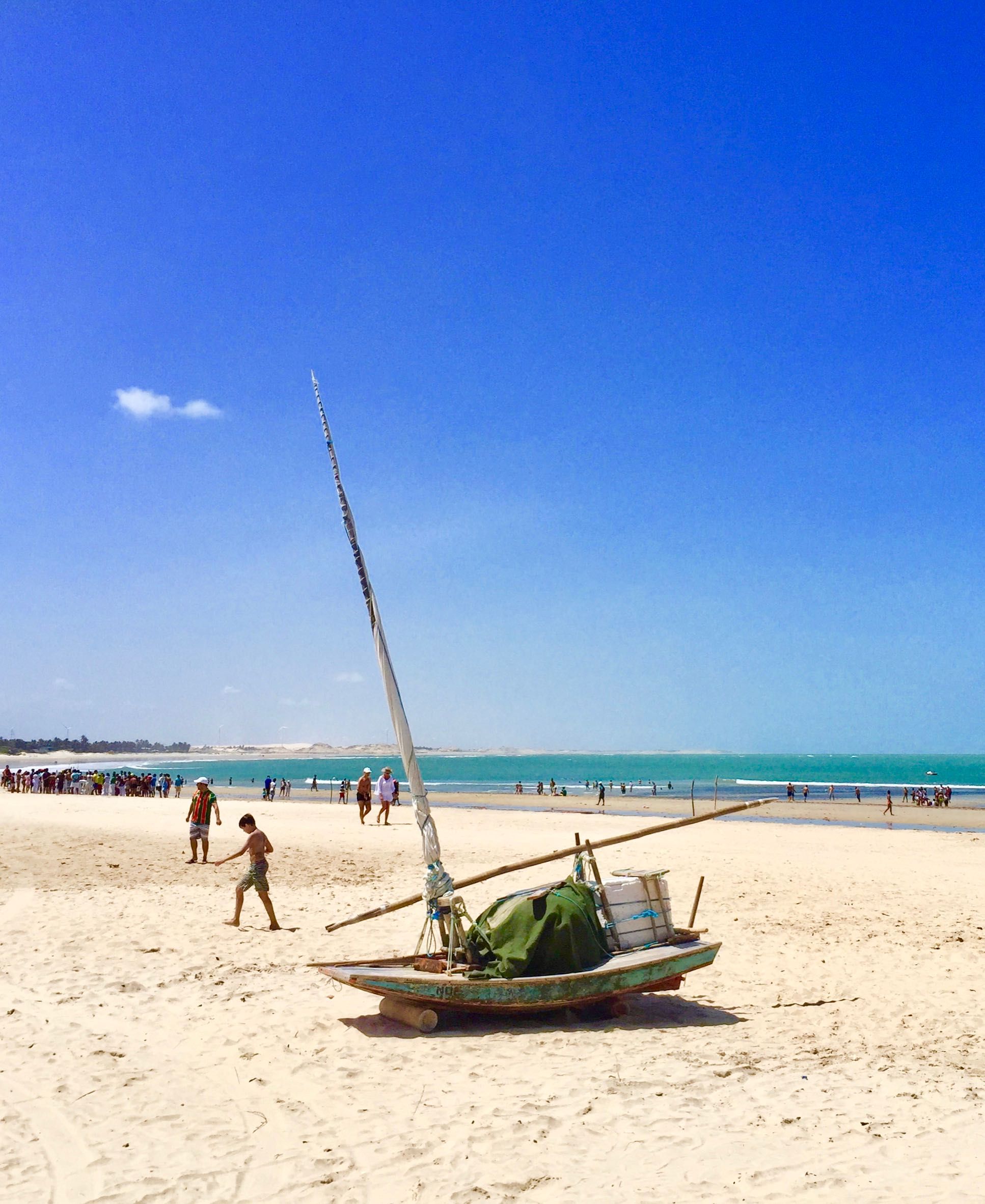 https://mdw-travel-data-us-east-1.s3.amazonaws.com/img/country/Brazil/Flecheiras/img_01.jpg