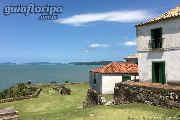 https://mdw-travel-data-us-east-1.s3.amazonaws.com/img/country/Brazil/Fortress-of-Santa-Cruz-de-Anhatomirim/img_02.jpg