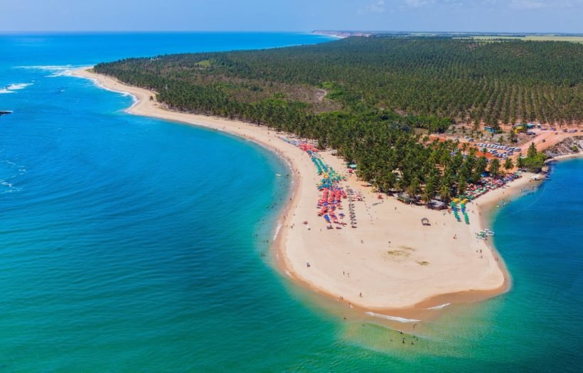 https://mdw-travel-data-us-east-1.s3.amazonaws.com/img/country/Brazil/Gunga-Beach/img_04.jpg