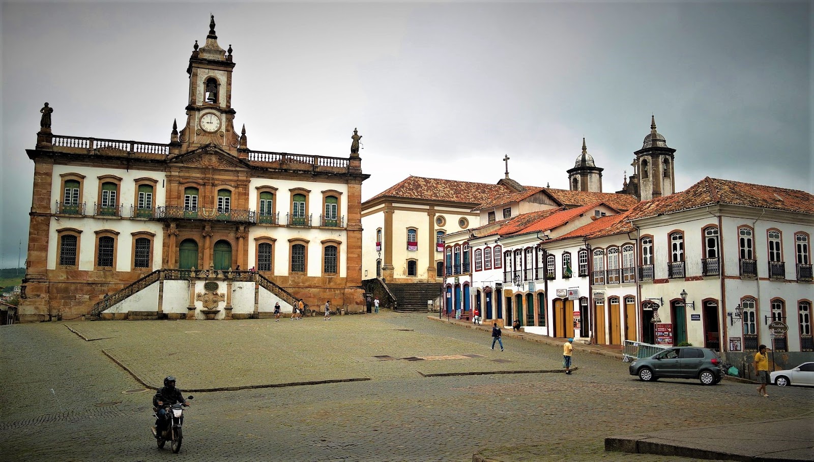 https://mdw-travel-data-us-east-1.s3.amazonaws.com/img/country/Brazil/Historic-Center-of-Ouro-Preto/img_04.jpg