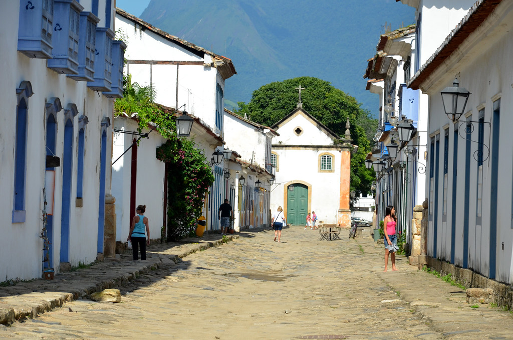 https://mdw-travel-data-us-east-1.s3.amazonaws.com/img/country/Brazil/Igreja-Nossa-Senhora-do-Rosario-e-Sao-Benedito/img_03.jpg